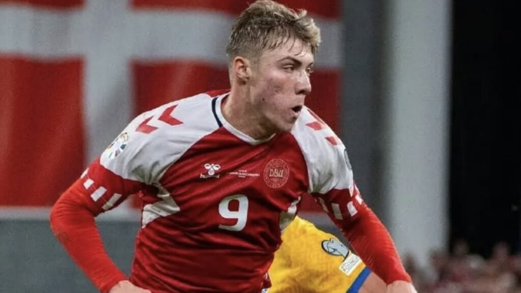 Rasmus Hojlund: Penyerang Muda yang Jadi Buruan di Bursa Transfer Serie A