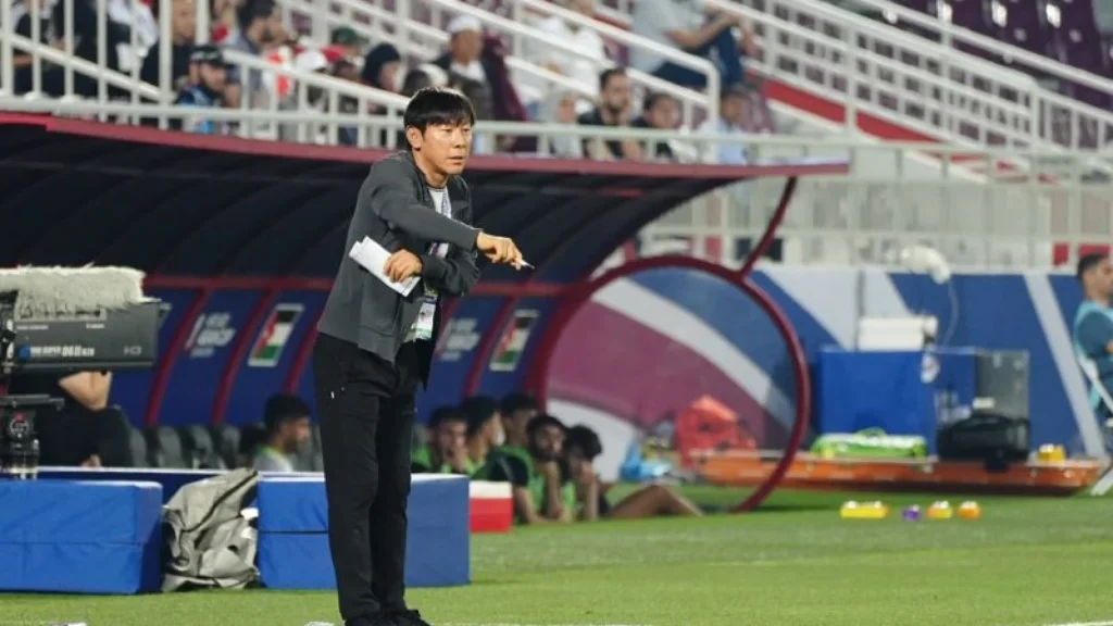 Shin Tae Yong Resmi Menjadi Pelatih Ulsan HD, Menghadapi Tantangan di K-League 1