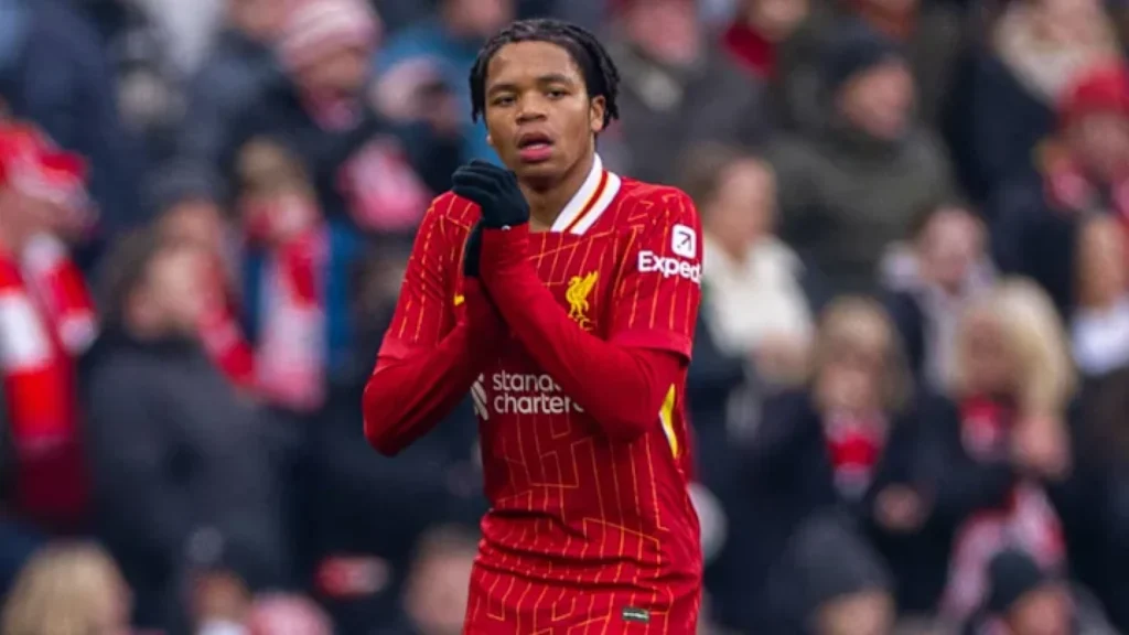 Rio Ngumoha: Bintang Muda Liverpool yang Bersinar di Pramusim